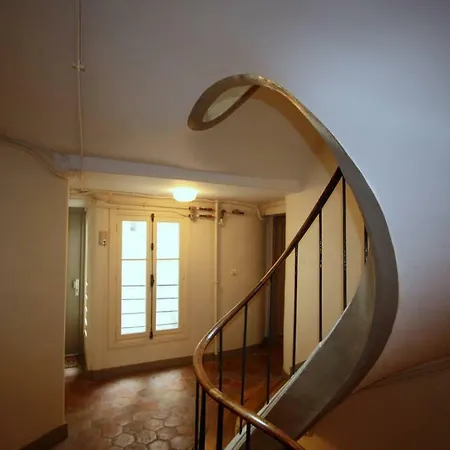 Magnifique 5 Pieces Apartment *