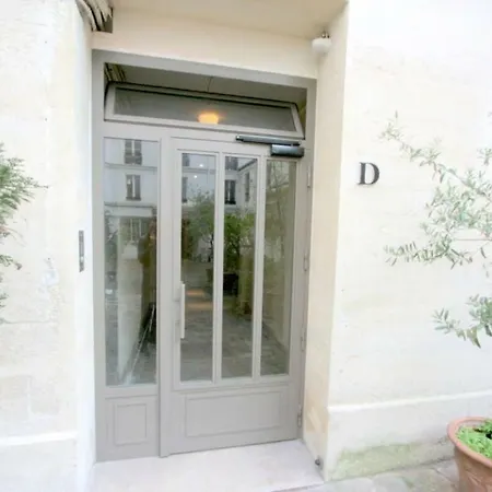 Magnifique 5 Pieces Apartment *